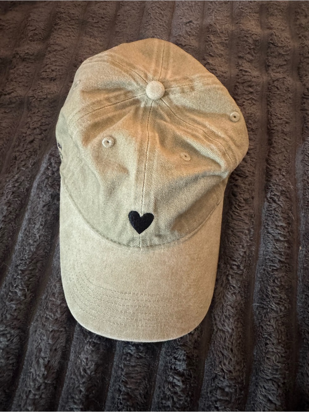 Kids Heart Embroidered Baseball Cap - Tan